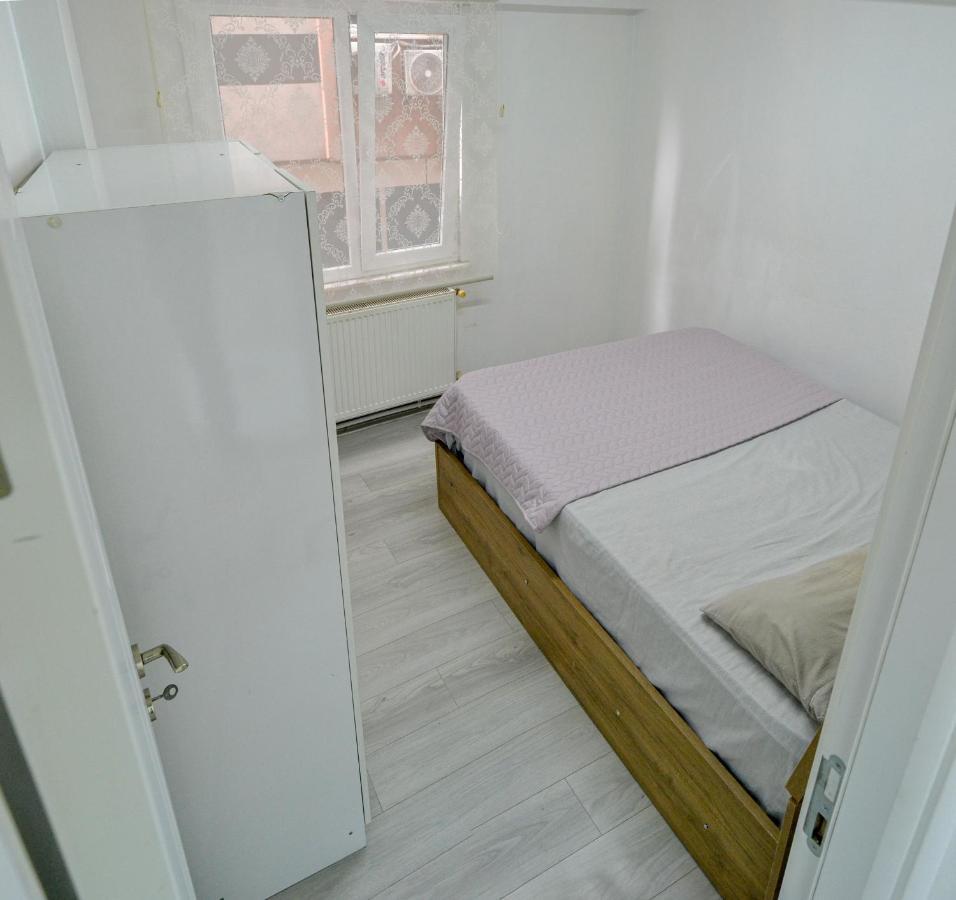 5 Minute Walking Distance Tram-metro-metrobus/1 Minute For Park/10 Minute For Mall Apartament *
