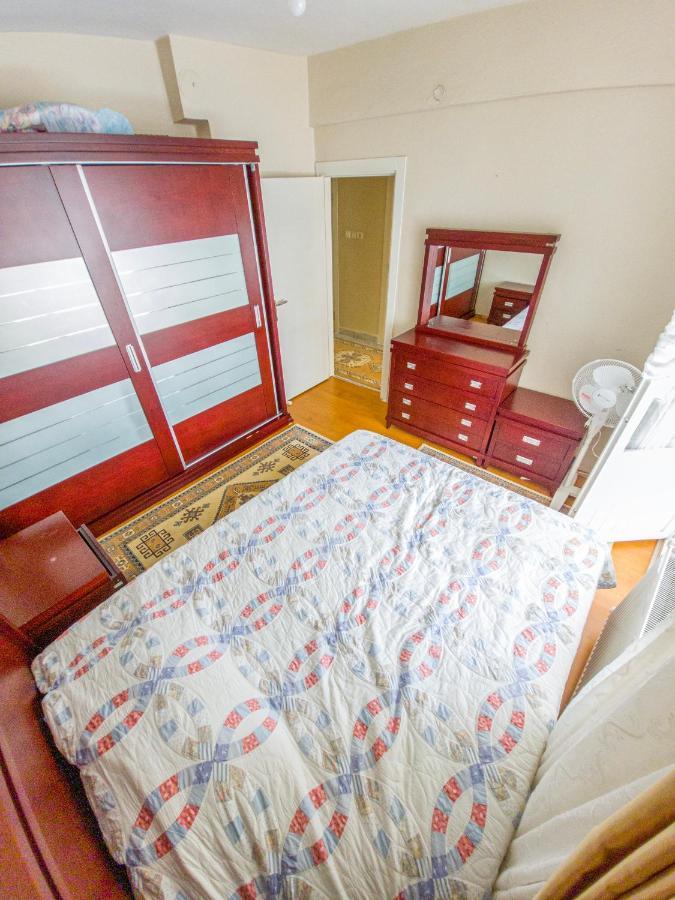Apartament 5 Minute Walking Distance Tram-metro-metrobus/1 Minute For Park/10 Minute For Mall